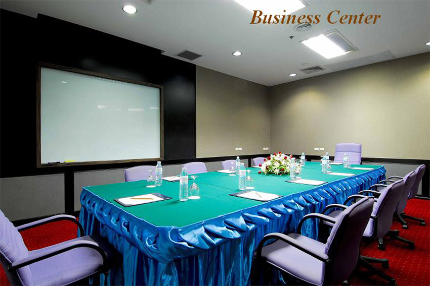 Princeton Bangkok : Business Center
