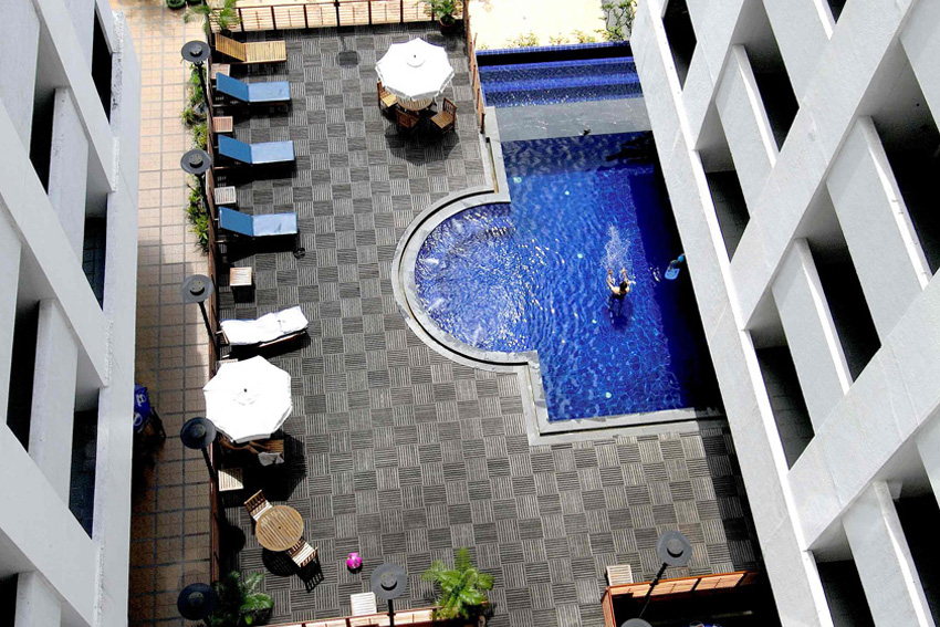 Princeton Bangkok : Swimming Pool